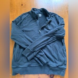 GAP Sweatshirt - Size Large (Men’s)